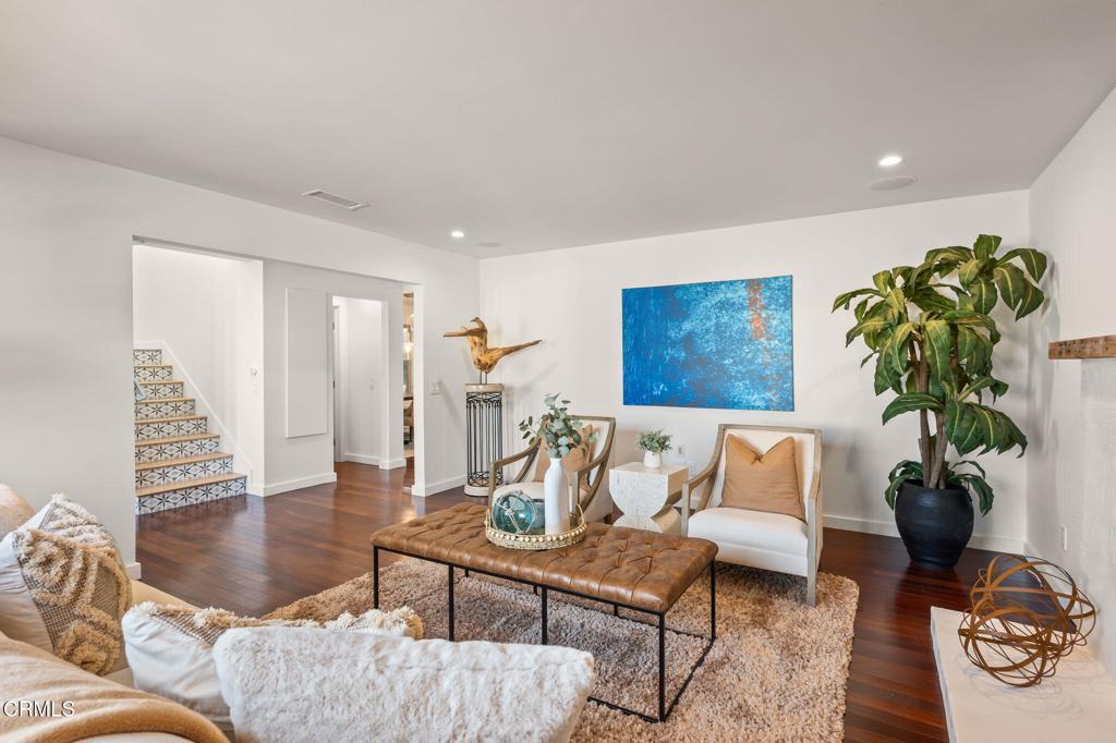 5000 Island View Street