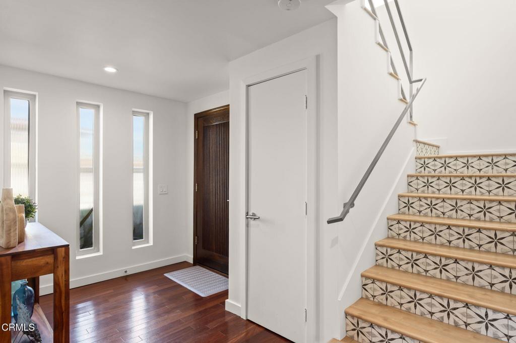 5000 Island View Street