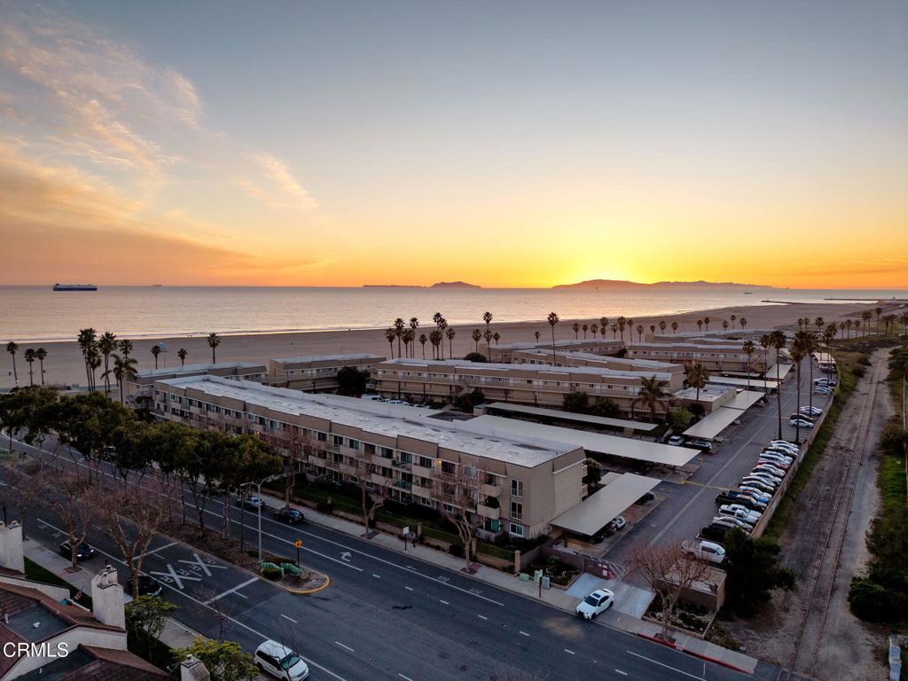 218 E Surfside Drive