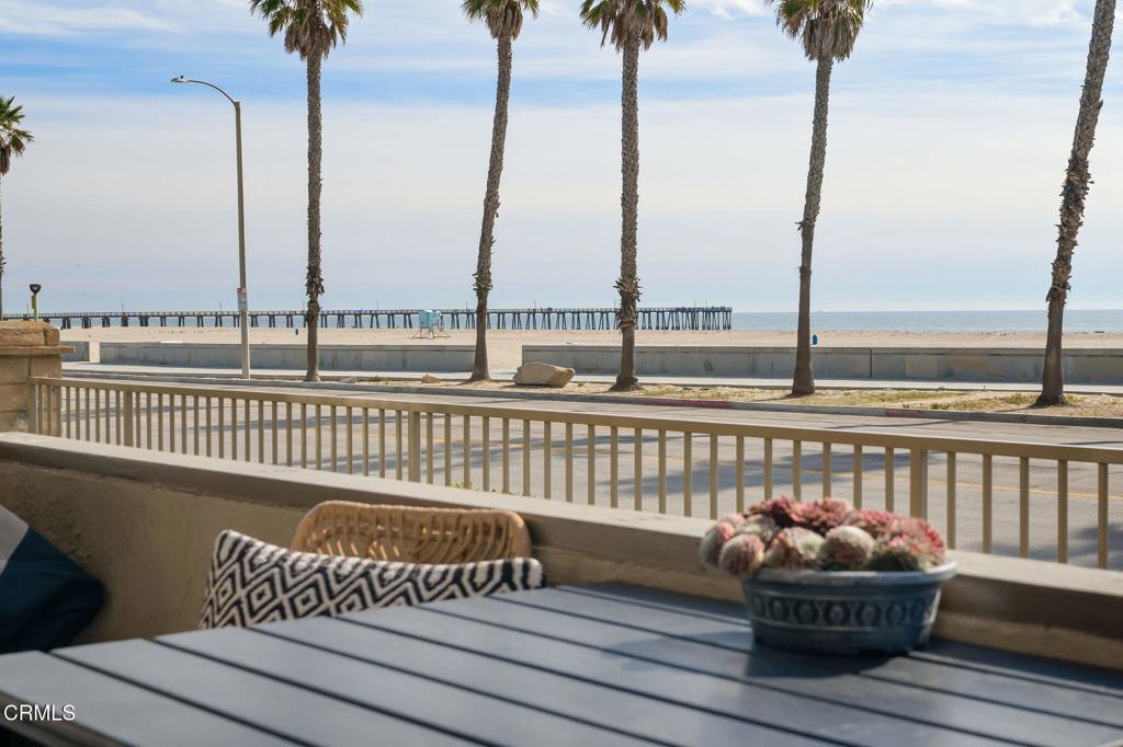 218 E Surfside Drive