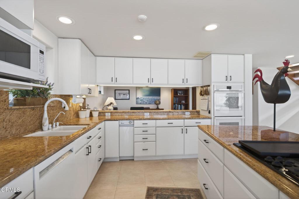2421 Ocean Drive
