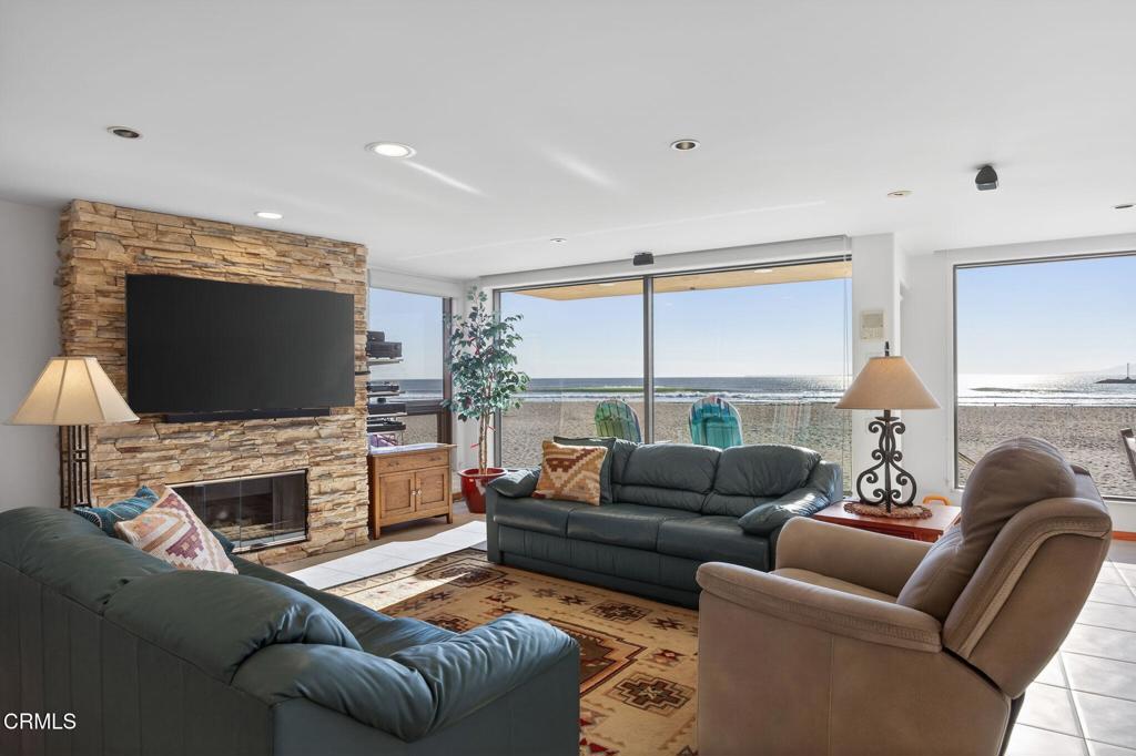 2421 Ocean Drive