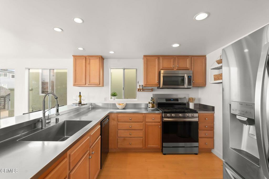 124 San Clemente Avenue