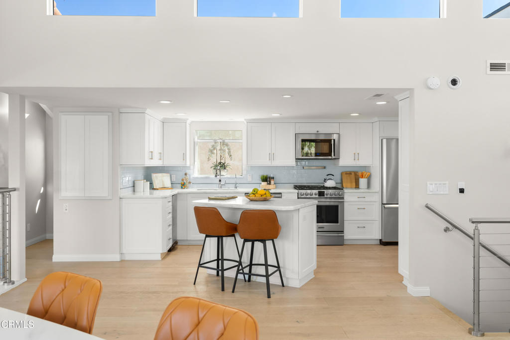 5040 Island View Street