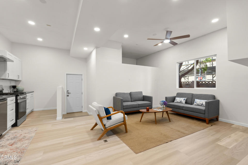 5040 Island View Street