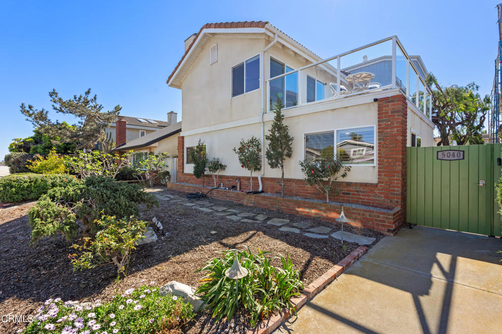 5040 Island View Street