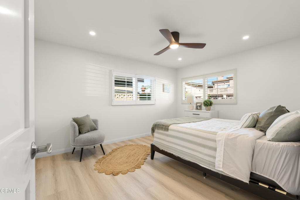 5040 Island View Street