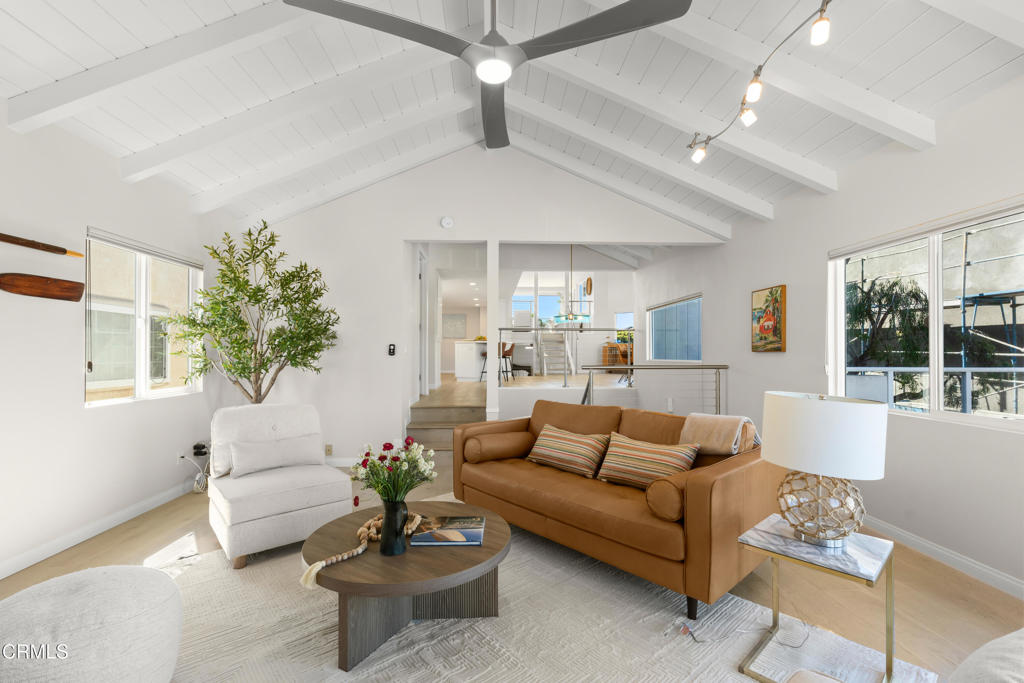 5040 Island View Street