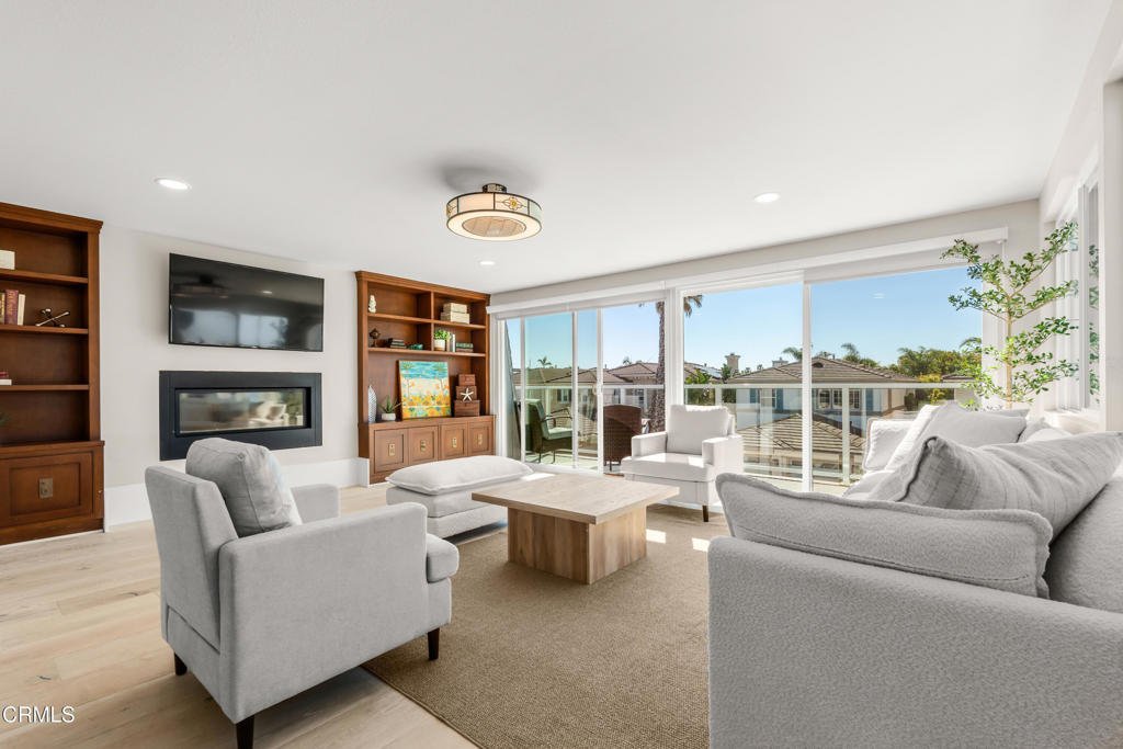 5040 Island View Street