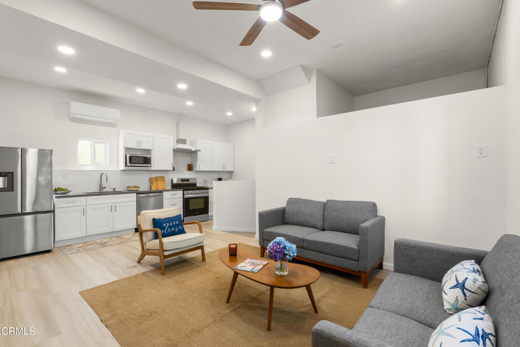 5040 Island View Street