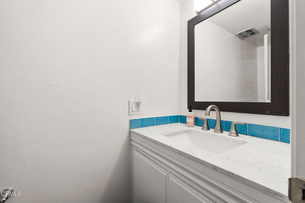 3039 E Harbor Boulevard