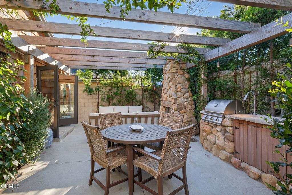 117 Tujunga Avenue