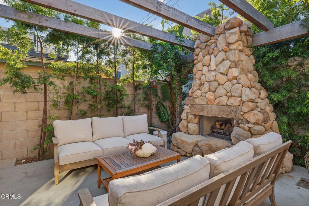117 Tujunga Avenue