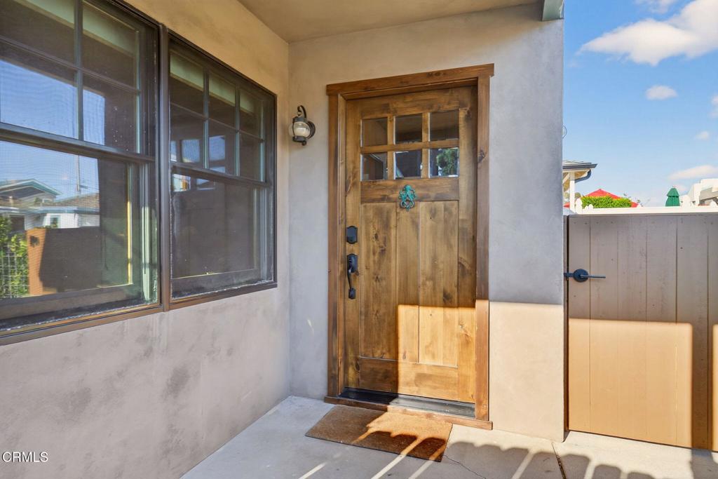 117 Tujunga Avenue
