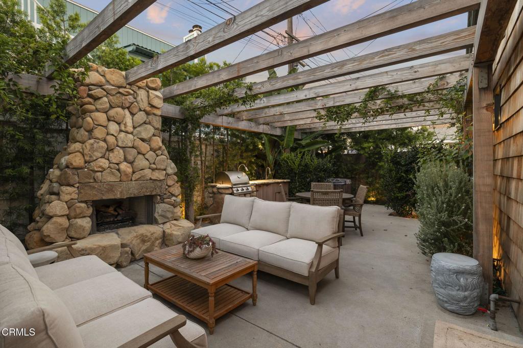 117 Tujunga Avenue