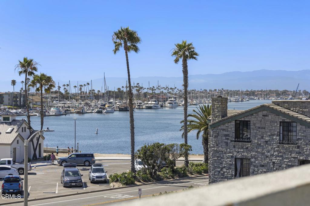 264 Hollywood Boulevard