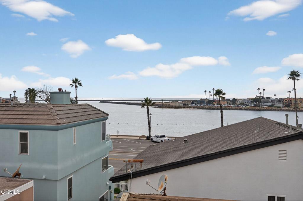 264 Hollywood Boulevard