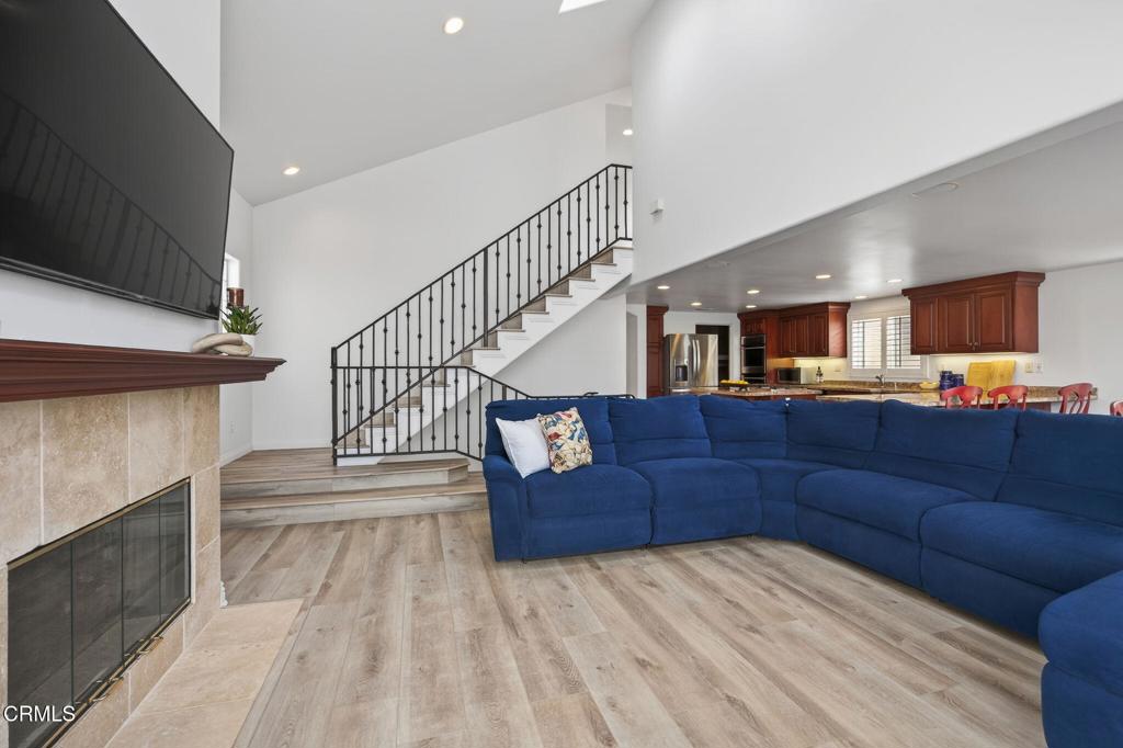 264 Hollywood Boulevard