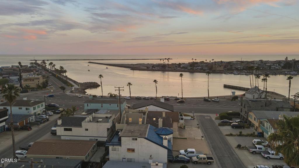 264 Hollywood Boulevard