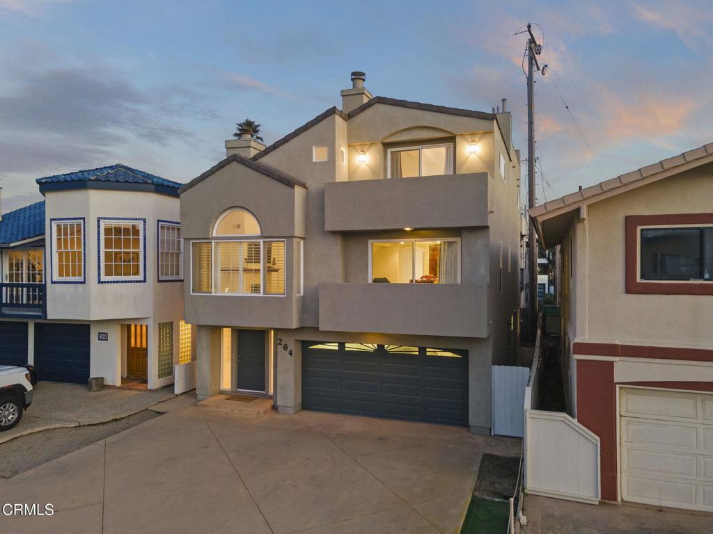 264 Hollywood Boulevard