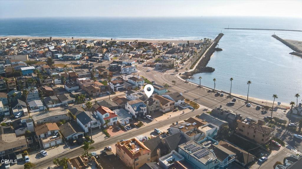 264 Hollywood Boulevard