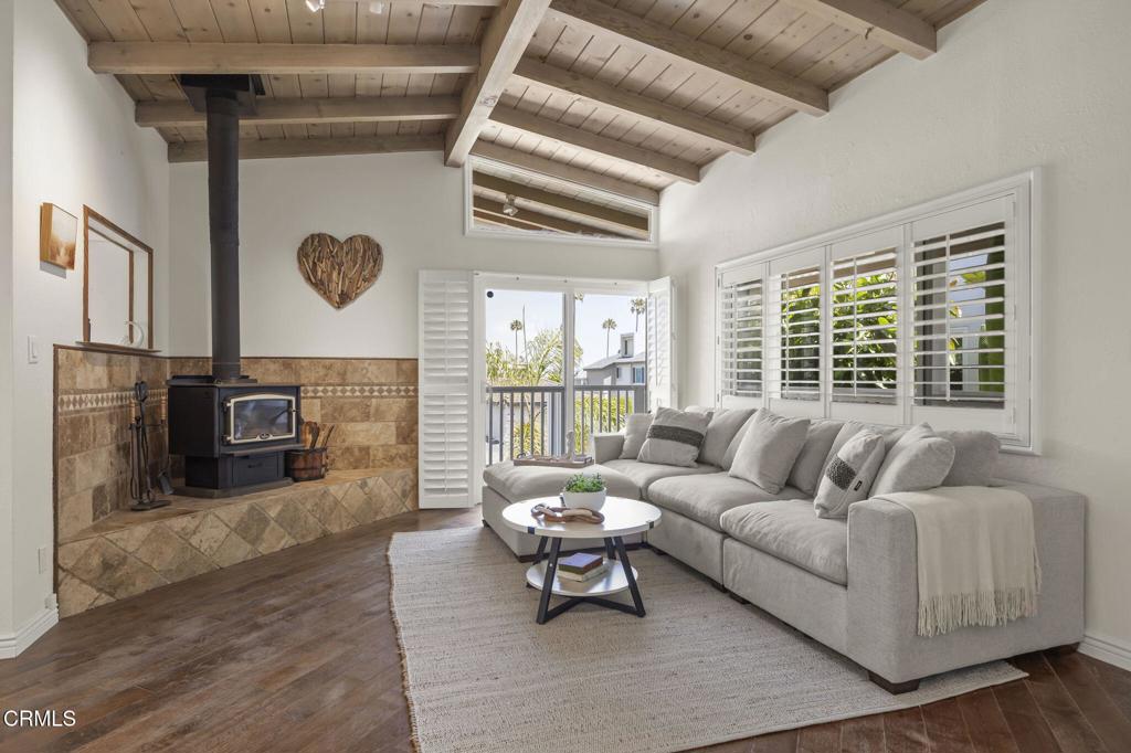 3715 Sunset Lane
