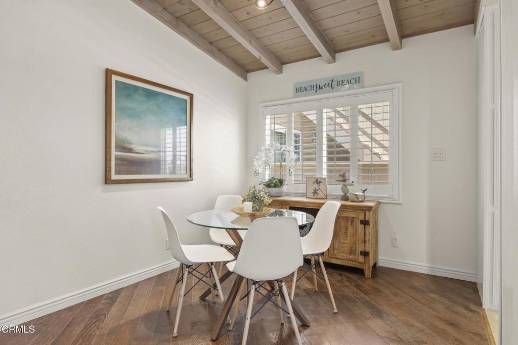 3715 Sunset Lane