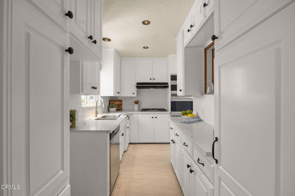 3715 Sunset Lane