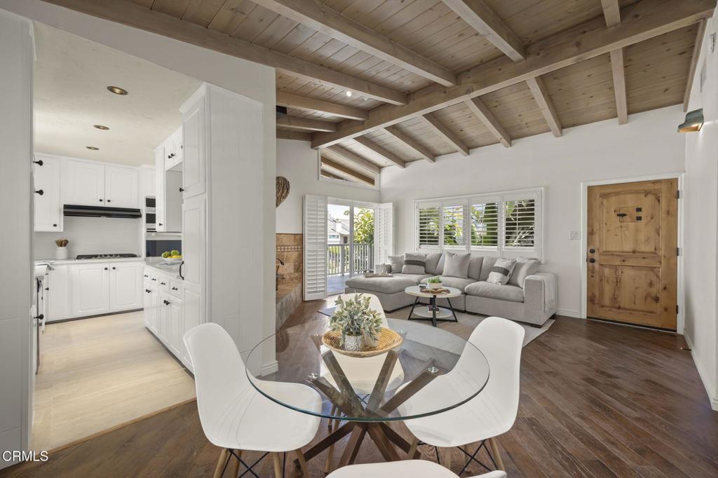 3715 Sunset Lane