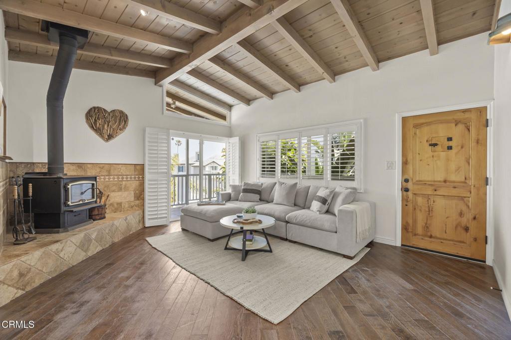 3715 Sunset Lane