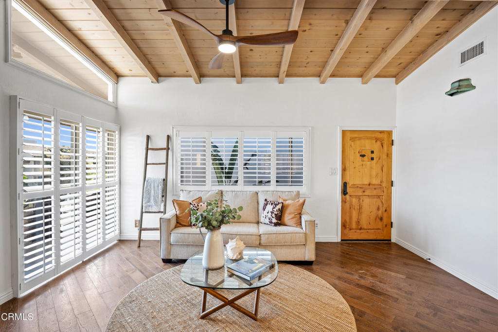 3715 Sunset Lane