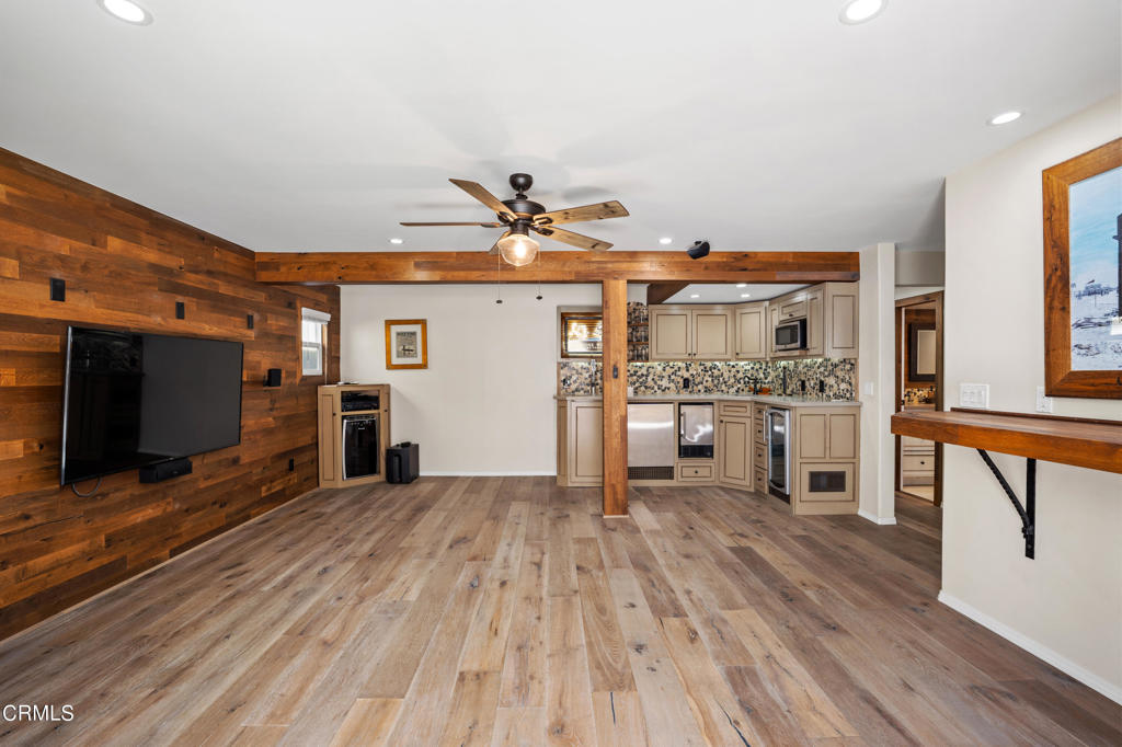 3715 Sunset Lane