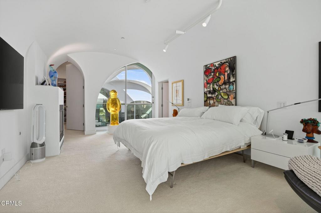 1211 Capri Way
