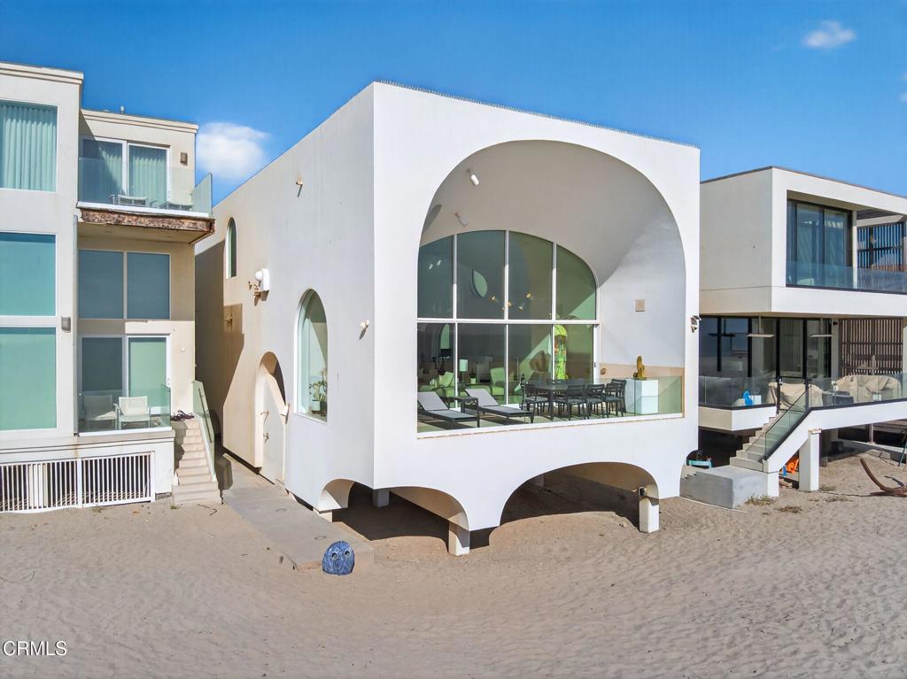 1211 Capri Way