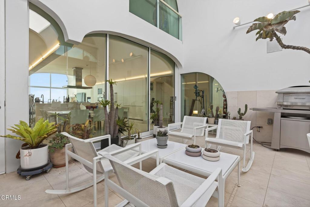 1211 Capri Way