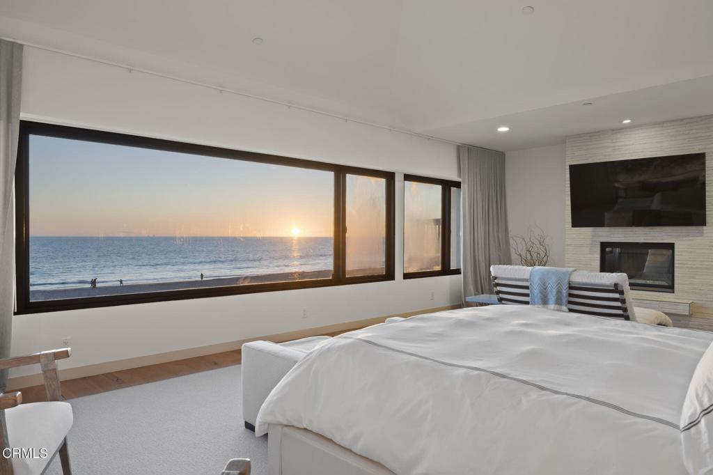 1409 Marine Way