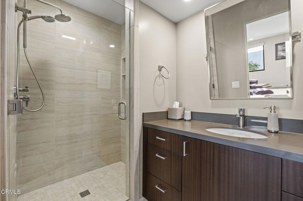 1409 Marine Way