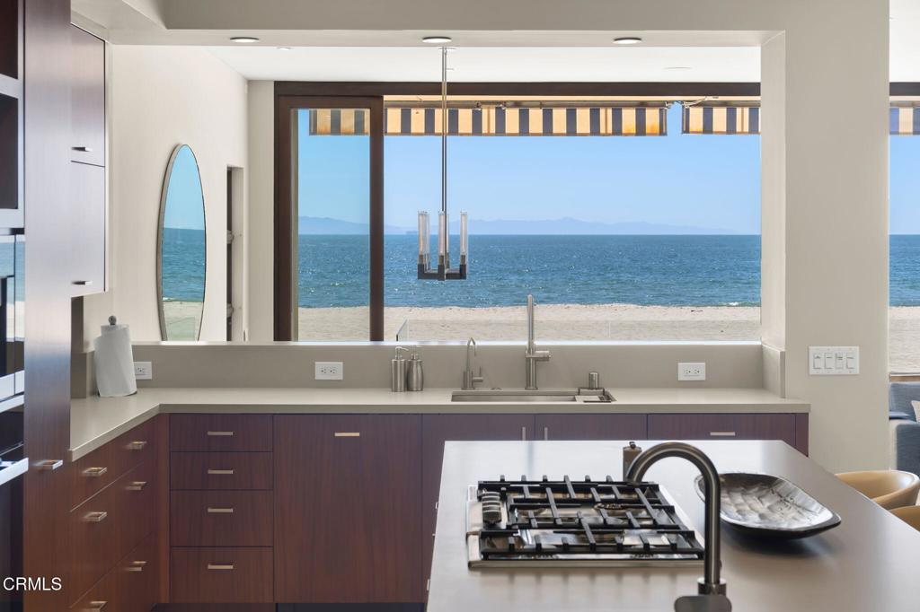 1409 Marine Way
