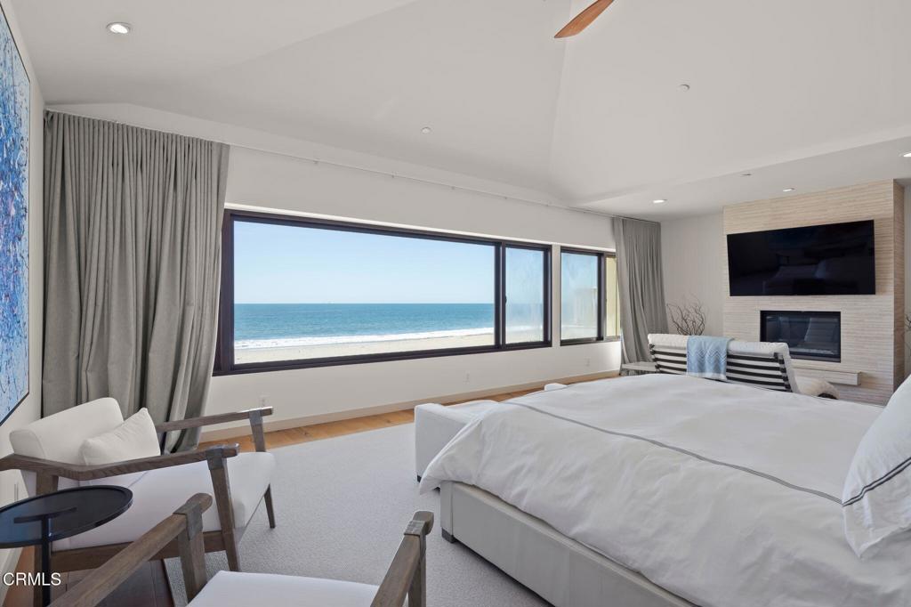 1409 Marine Way