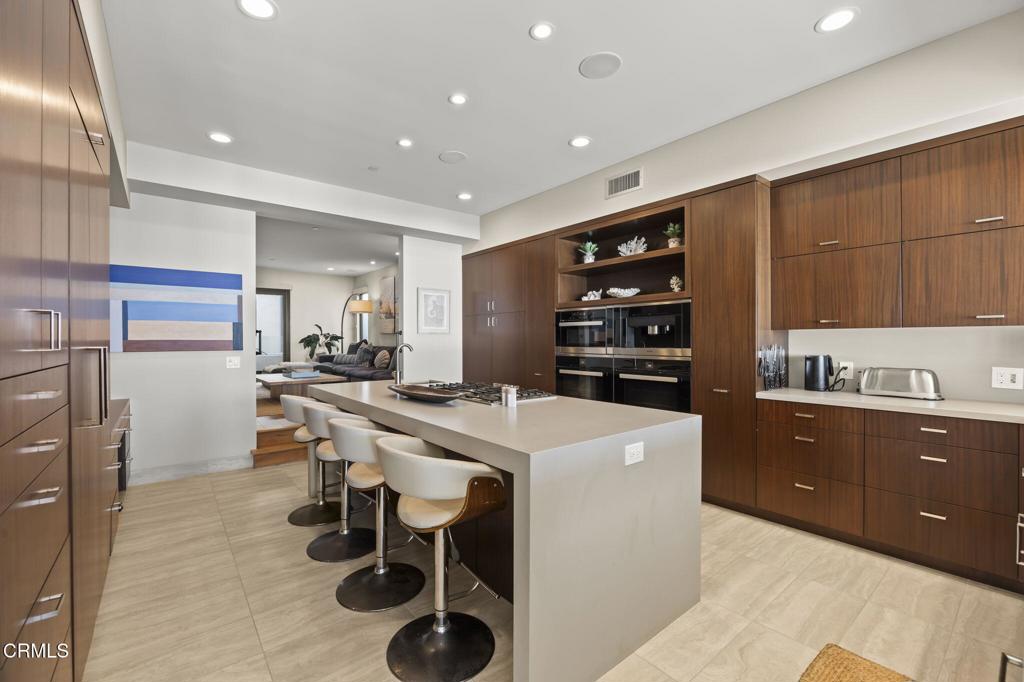 1409 Marine Way