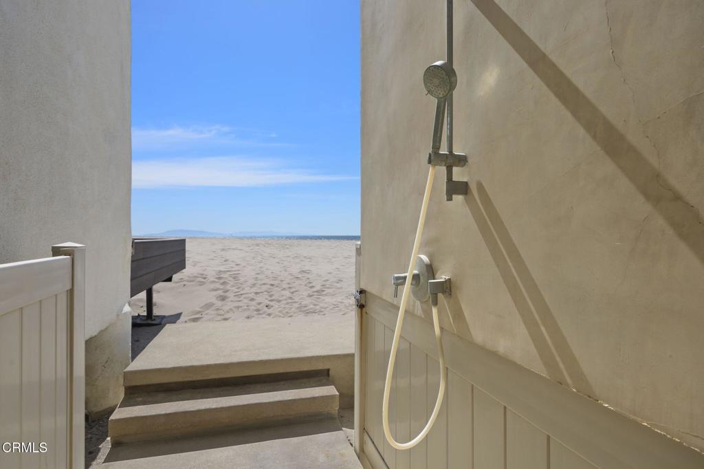 1409 Marine Way