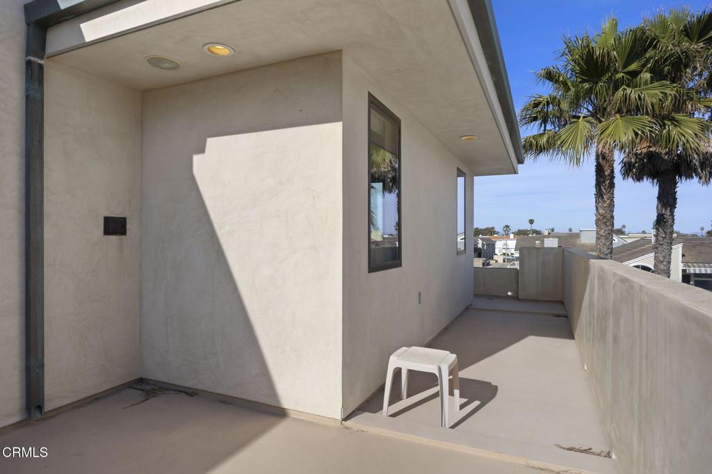 1409 Marine Way