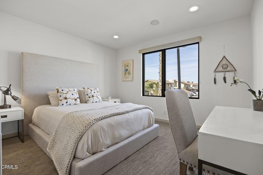 1409 Marine Way