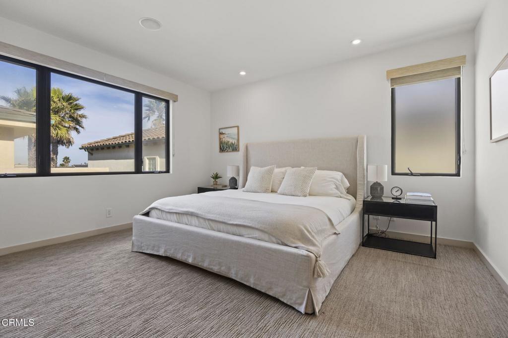 1409 Marine Way