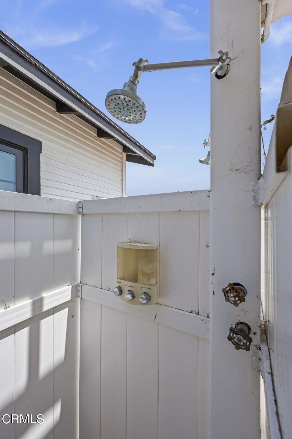 113 Hueneme Avenue