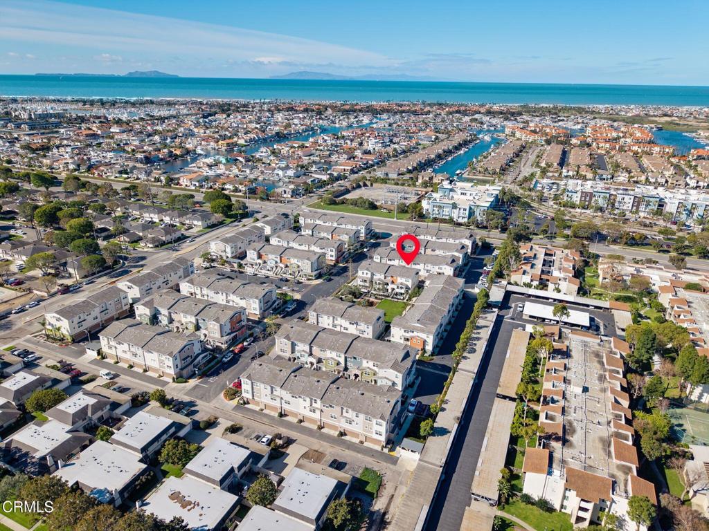3729 Islander Walk