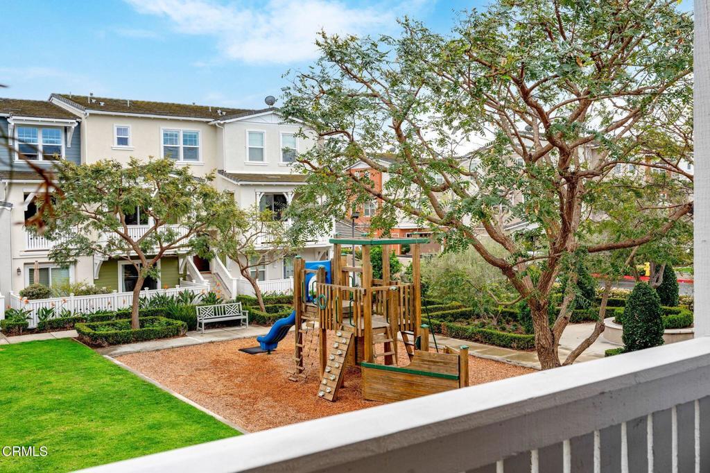 3729 Islander Walk