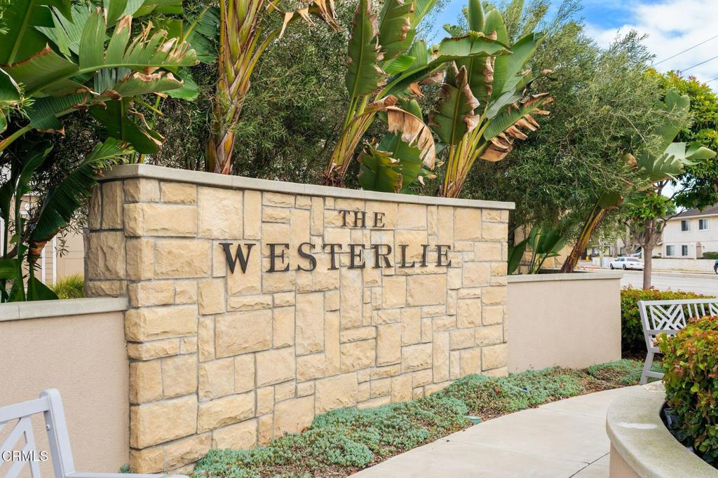 3729 Islander Walk
