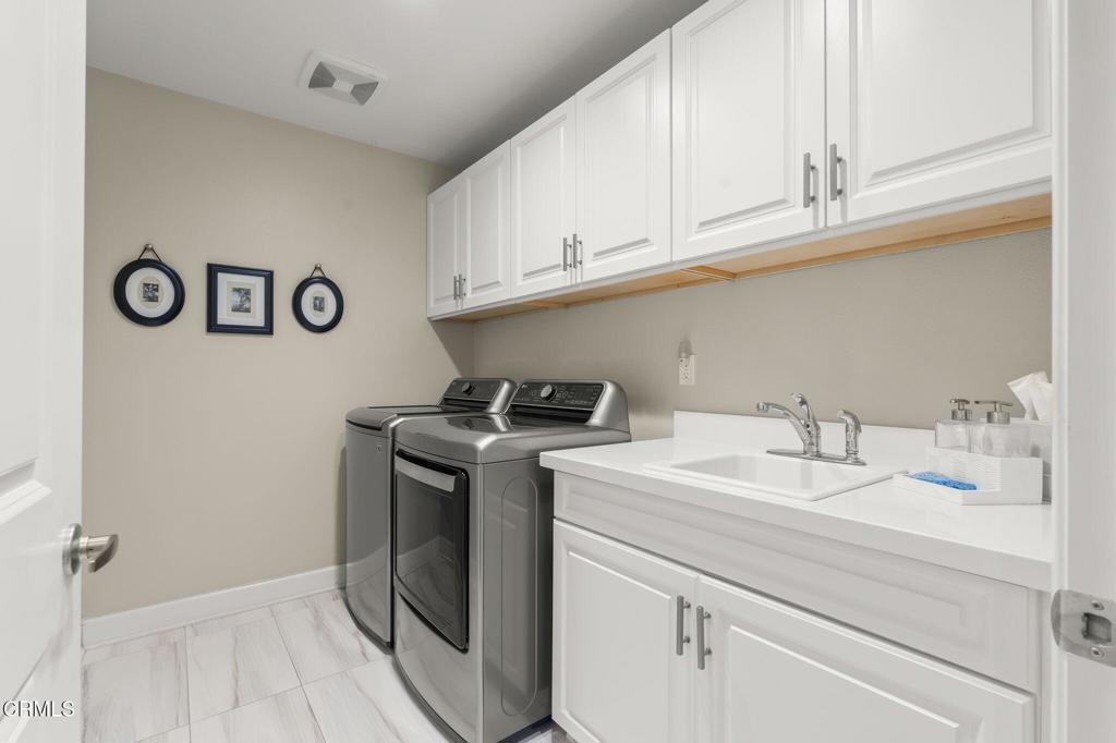 3729 Islander Walk