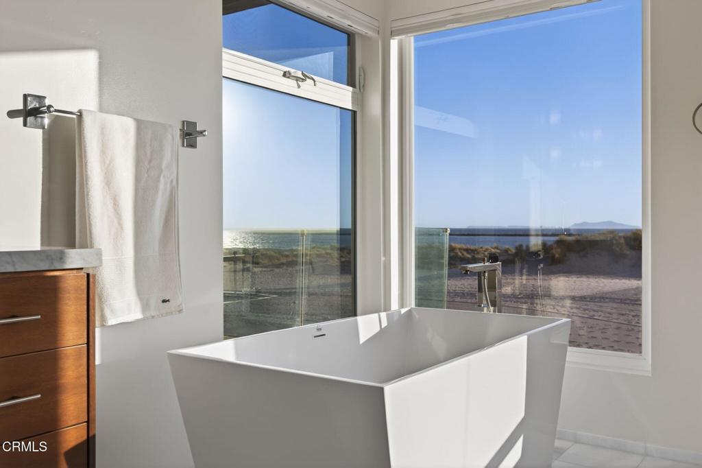 3349 Ocean Drive
